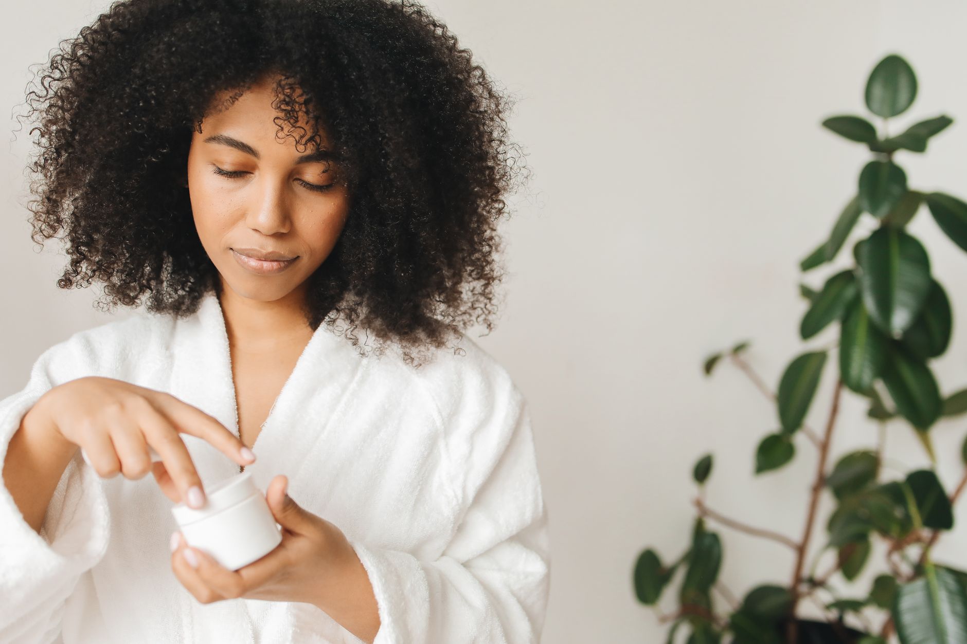 Soins des cheveux apres defrisage : reparer et proteger