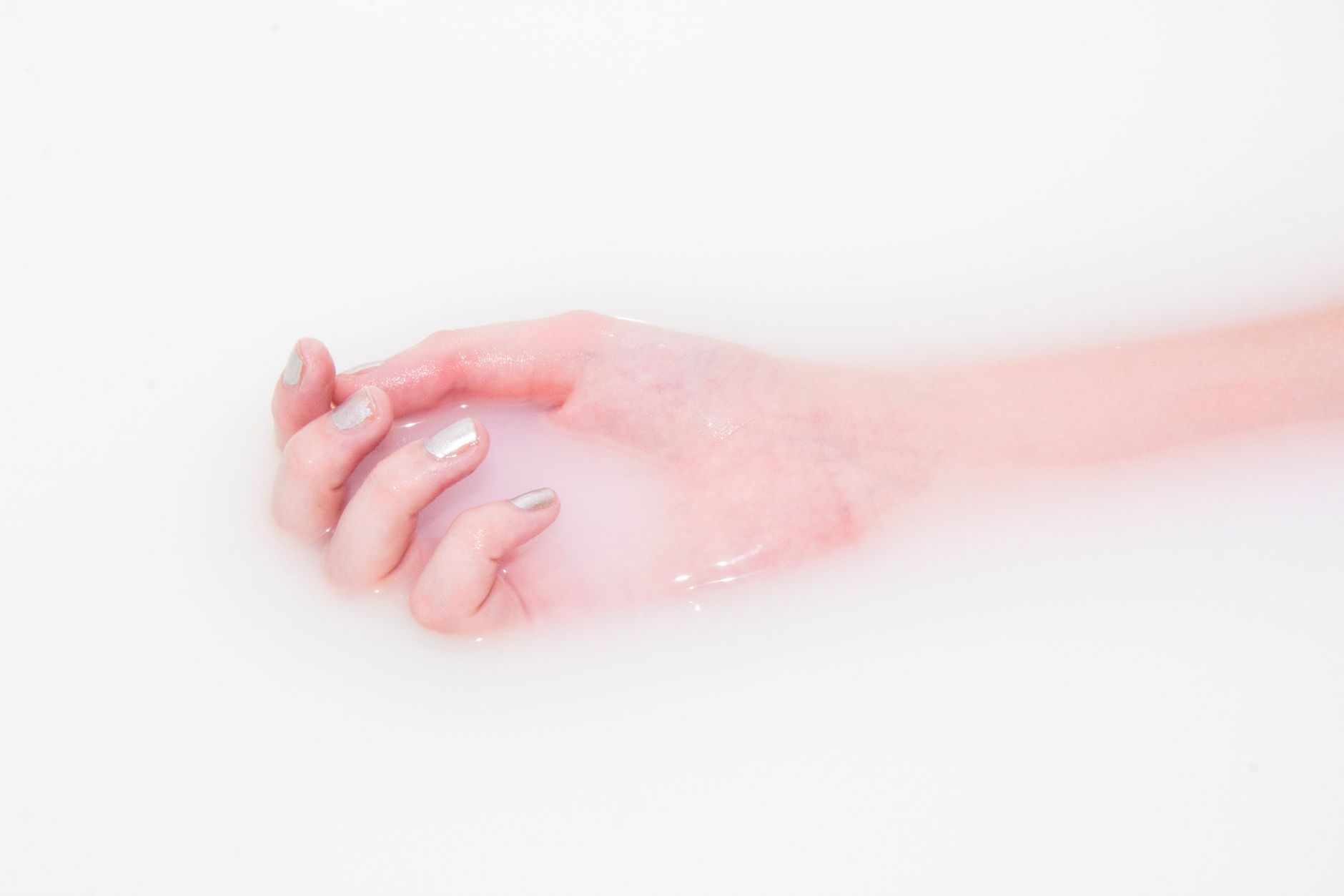 Milky nails tendance ongles